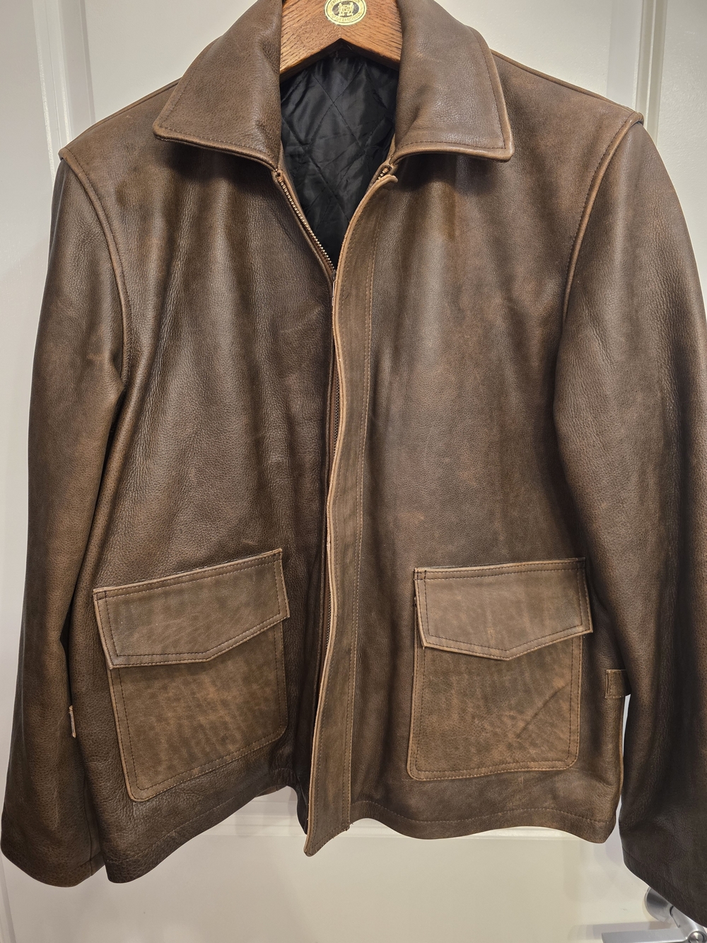 PRE-OWNED BRITISH DESIGN SAN FRANCISCO LEATHER JACKET – MEN’S LARGE